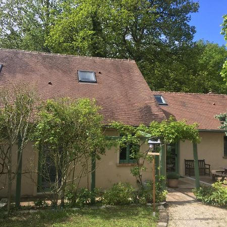 Gite D'Etape Du Tilleul, 4-8 Personnes La Celle-les-Bordes ภายนอก รูปภาพ
