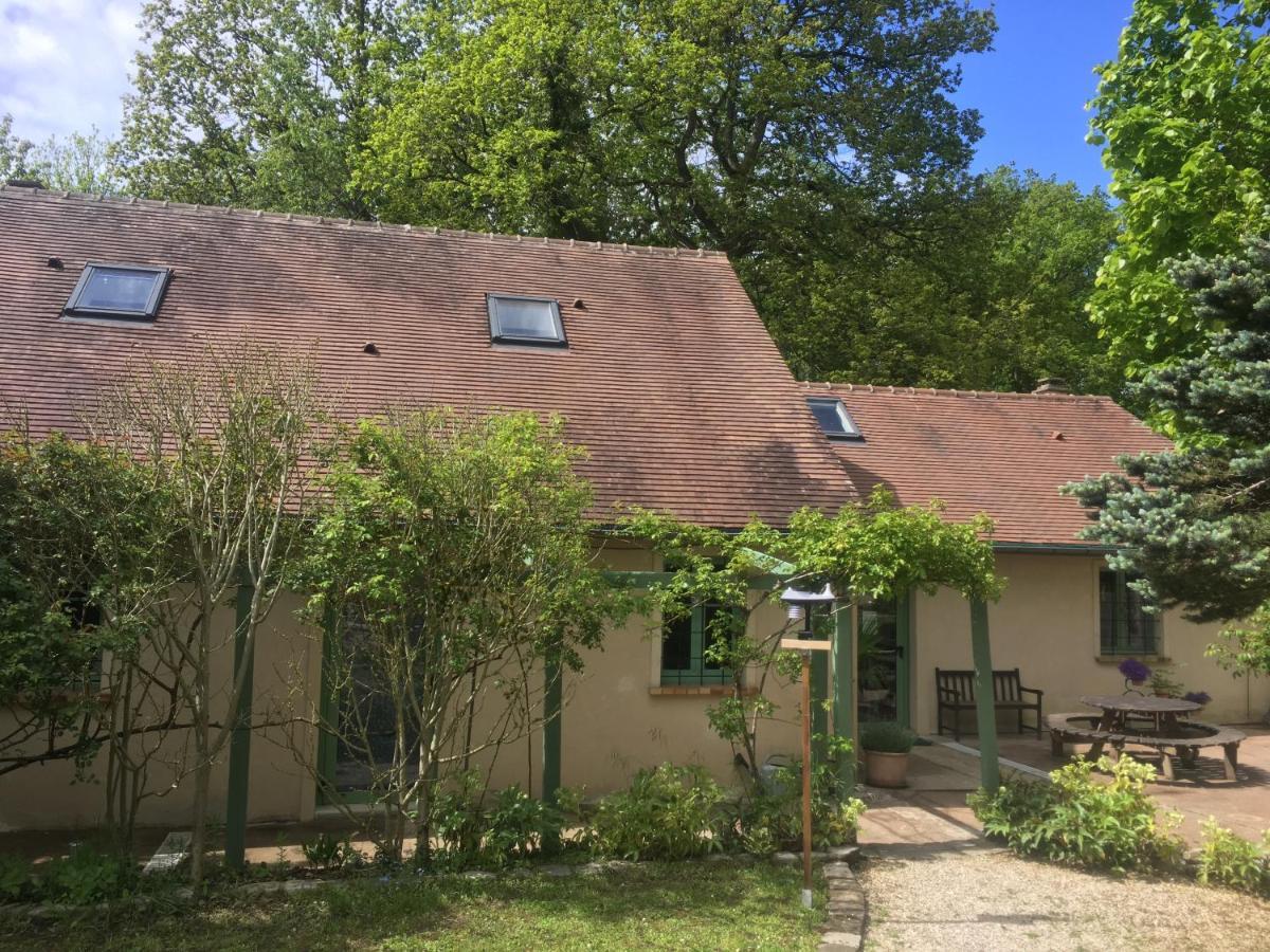 Gite D'Etape Du Tilleul, 4-8 Personnes La Celle-les-Bordes ภายนอก รูปภาพ